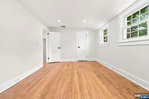 867 River Rd, Teaneck Township, NJ 07666 - Photo 24