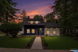 867 River Rd, Teaneck Township, NJ 07666 - Photo 1