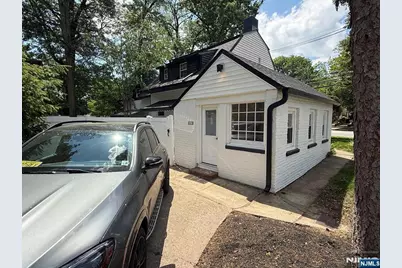 867 River Road, Teaneck Township, NJ 07666 - Photo 28