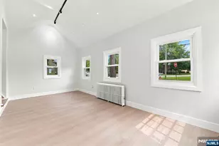 867 River Rd, Teaneck Township, NJ 07666 - Photo 16