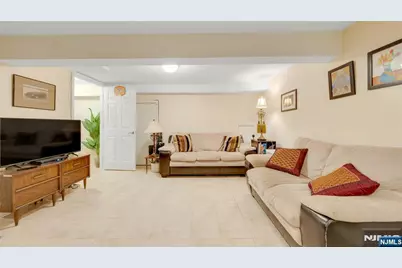244 McElroy Avenue, Fort Lee, NJ 07024 - Photo 34