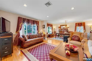 244 McElroy Ave, Fort Lee, NJ 07024 - Photo 6