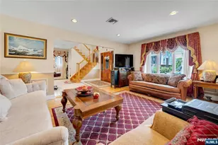244 McElroy Ave, Fort Lee, NJ 07024 - Photo 8