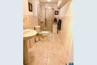 244 McElroy Avenue, Fort Lee, NJ 07024 - Photo 36