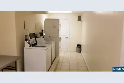 411 E Brinkerhoff Avenue 408 #408, Palisades Park, NJ 07650 - Photo 4
