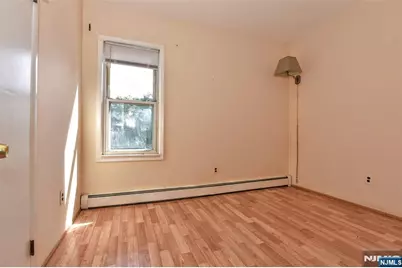 70 Main Avenue, Wallington, NJ 07057 - Photo 16