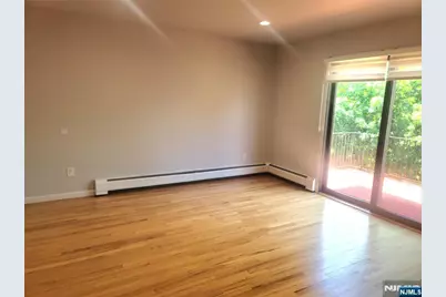 519 Broad Avenue, Palisades Park, NJ 07650 - Photo 10