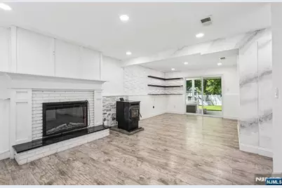34 Oklahoma Trail, Hopatcong, NJ 07843 - Photo 6