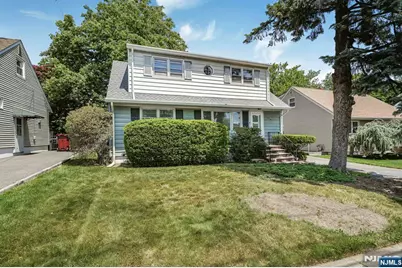 26 Briar Lane, Nutley, NJ 07110 - Photo 2