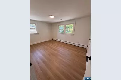 271 Erie Avenue 2 #2, Rutherford, NJ 07070 - Photo 10