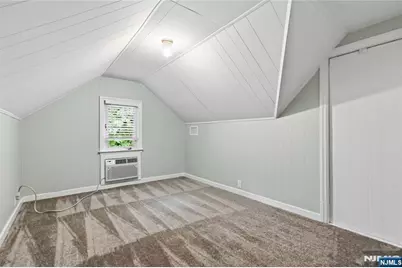 200 Evergreen Street, Hillsdale, NJ 07642 - Photo 18