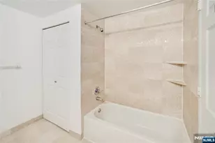 100 Old Palisade Road 2709, Fort Lee, NJ 07024 - Photo 10