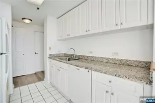 100 Old Palisade Road 2709, Fort Lee, NJ 07024 - Photo 8