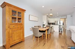 4 Masterson Ct 4, Waldwick, NJ 07463 - Photo 12