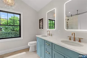 72 Lake Ave, Midland Park, NJ 07432 - Photo 24