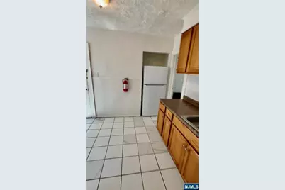 459 Norwood Street, East Orange, NJ 07018 - Photo 4