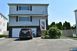 10 Garden Dr 2, Elmwood Park, NJ 07407 - Photo 1