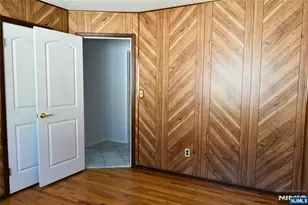 10 Garden Dr 2, Elmwood Park, NJ 07407 - Photo 30