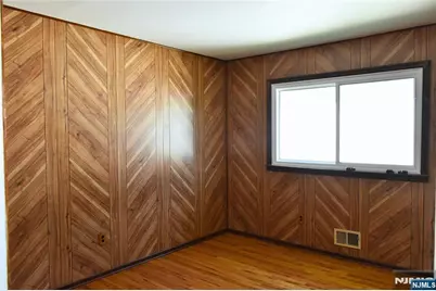 10 Garden Drive 2 #2, Elmwood Park, NJ 07407 - Photo 28