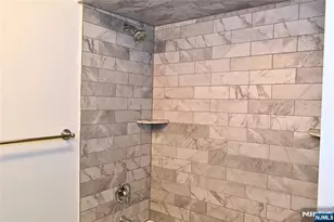 10 Garden Dr 2, Elmwood Park, NJ 07407 - Photo 26