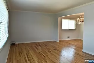 10 Garden Dr 2, Elmwood Park, NJ 07407 - Photo 4