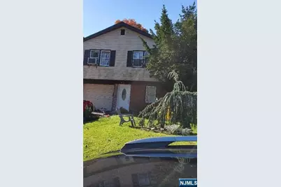 64 Fairview Avenue 1 #1, Teaneck Township, NJ 07666 - Photo 1