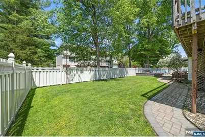 22 Kendrick Street, Paramus, NJ 07652 - Photo 32