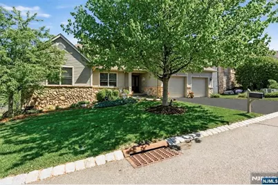 14 Wentworth Court, Hamburg, NJ 07419 - Photo 4