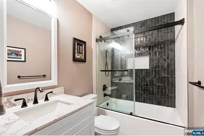 14 Wentworth Court, Hamburg, NJ 07419 - Photo 24