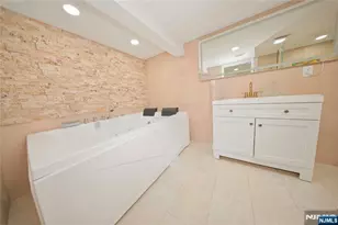 596 Moonachie Ave, Wood Ridge, NJ 07075 - Photo 12