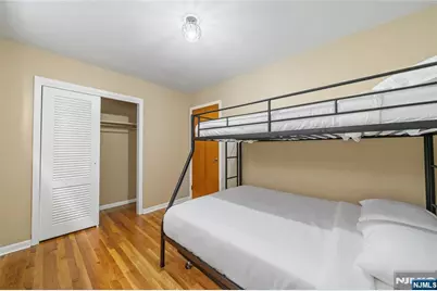 857 Avenue C, Bayonne, NJ 07002 - Photo 16