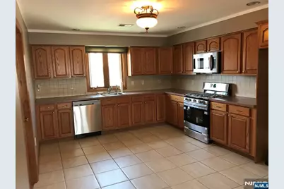 313 Copeland Avenue, Lyndhurst Township, NJ 07071 - Photo 8