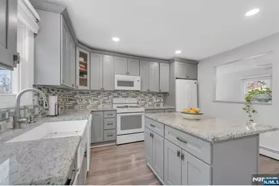 39 Delaware Road, West Milford, NJ 07421 - Photo 16