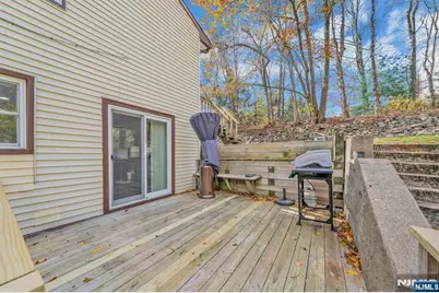 39 Delaware Road, West Milford, NJ 07421 - Photo 12
