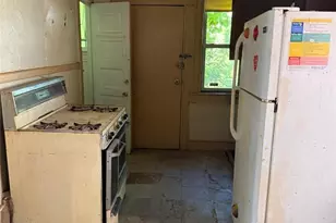 39 Newton Pl, Irvington, NJ 07111 - Photo 6