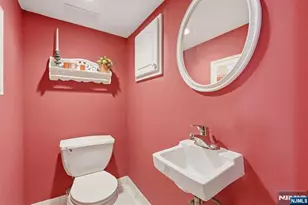 73 Highland Ave, Bergenfield, NJ 07621 - Photo 32