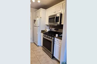 280 Grand Avenue 2B #2B, Palisades Park, NJ 07650 - Photo 6