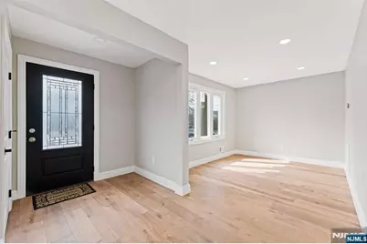 57 E Hudson Avenue, Englewood, NJ 07631 - Photo 4