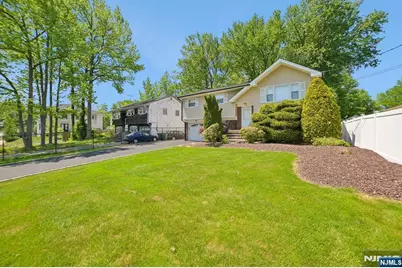 743 Wood Avenue, Edison, NJ 08820 - Photo 48