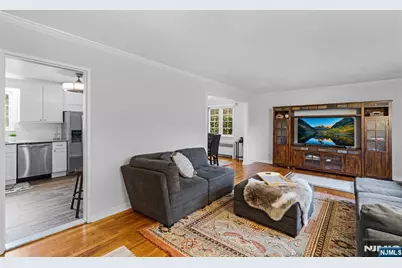 31 Troy Drive B #B, Springfield, NJ 07081 - Photo 12