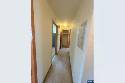 404 Jackson Avenue, Hackensack, NJ 07601 - Photo 6