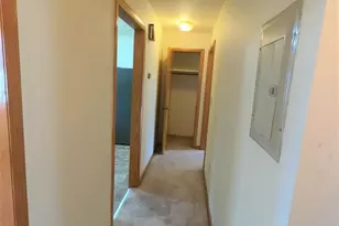 404 Jackson Ave, Hackensack, NJ 07601 - Photo 6