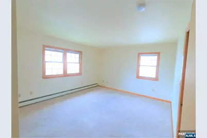 404 Jackson Avenue, Hackensack, NJ 07601 - Photo 16