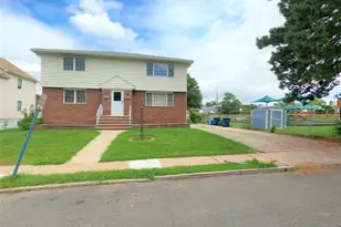 404 Jackson Ave, Hackensack, NJ 07601 - Photo 1
