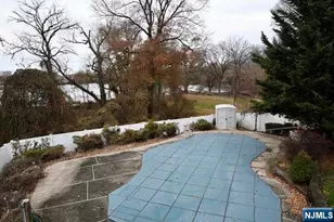 628 River Rd, Teaneck Township, NJ 07666 - Photo 18