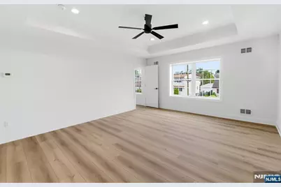 137 Platt Avenue, Saddle Brook Township, NJ 07663 - Photo 16