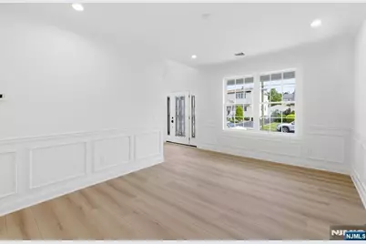 137 Platt Avenue, Saddle Brook Township, NJ 07663 - Photo 4