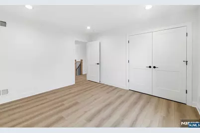 137 Platt Avenue, Saddle Brook Township, NJ 07663 - Photo 28