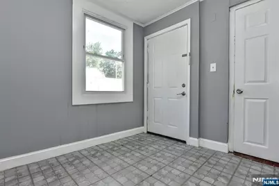 72 Newark Avenue, Paterson, NJ 07503 - Photo 4