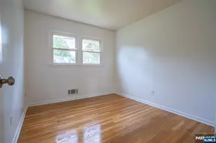 338 Main St, New Milford, NJ 07646 - Photo 14